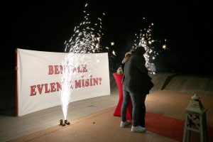 Pyro Teknik Hizmetler ve Yer Volkanları Gösterisi ile Evlilik Teklifi Organizasyonu İstanbul