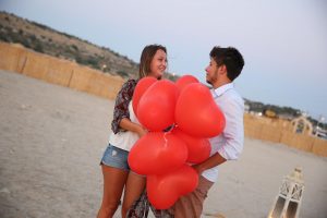 Uçan Balonlar Eşliğinde Evlilik Teklifi Organizasyonu Büyükada